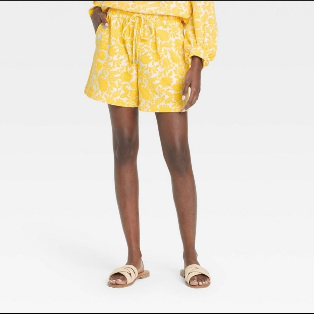 Who What Wear Sunshine Floral Lounge Shorts XS